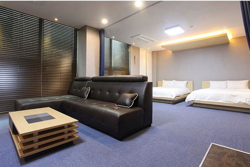 บลูมมิ่งเฮาส์เรสซิเดนซ์ Aparthotel โซล ภายนอก รูปภาพ