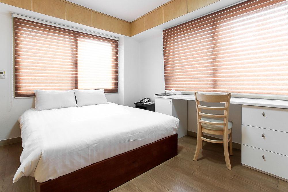 บลูมมิ่งเฮาส์เรสซิเดนซ์ Aparthotel โซล ภายนอก รูปภาพ