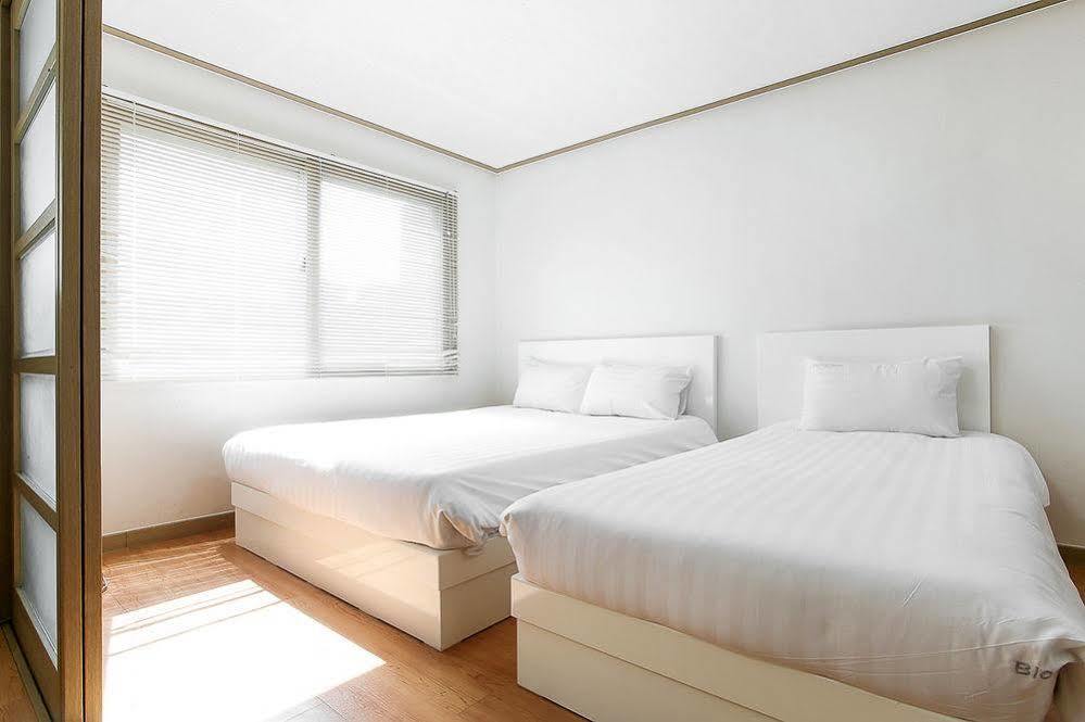 บลูมมิ่งเฮาส์เรสซิเดนซ์ Aparthotel โซล ภายนอก รูปภาพ